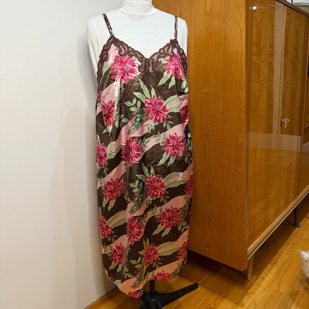 Slip Dress Satin Brown Pink Green Flowers Lace coquette NWOT streetwear 1X Plus - Picture 3 of 12